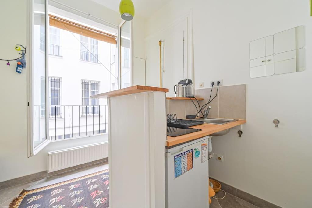 Radiant Flat - Spacious Studio Apartment - Marais Paris Exterior foto
